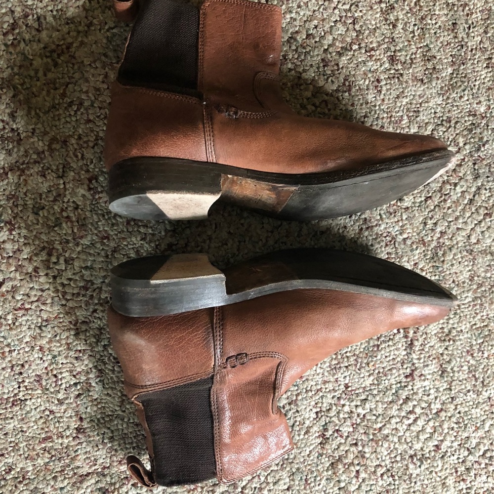 Frye - Molly Gore Short Boots - Women’s Size 7.5